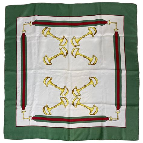 Gucci vintage foulard For Sale at 1stDibs.